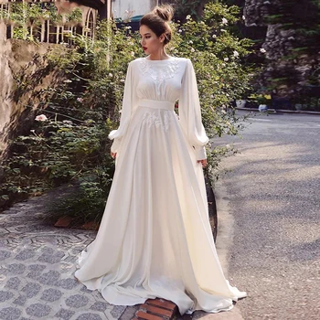 פאר שמלות כלה או ' צוואר מלא שרוולים עיצוב חדש עם שרוולים ארוך משובח בהתאמה אישית הנסיכה פלאפי מנגב את שמלת החתונה
