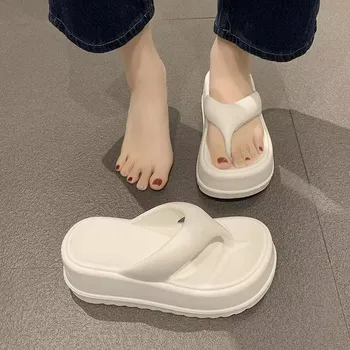 2023 קיץ חדשה שטוח נעלי נשים עור אמיתי שחור לבן נעלי אצבע עבה הבלעדי פרדות מזדמנים נוחות שקופיות אישה